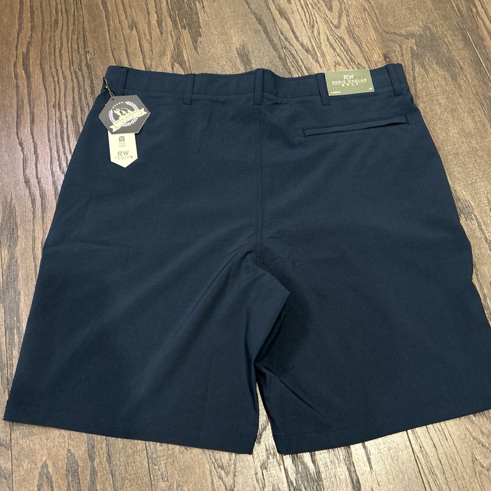 Shorts - Picture 4 of 8
